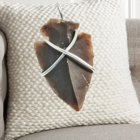 👣4/$20. Natural Stone Hand Knapped Arrowheah - Picture 1 of 5